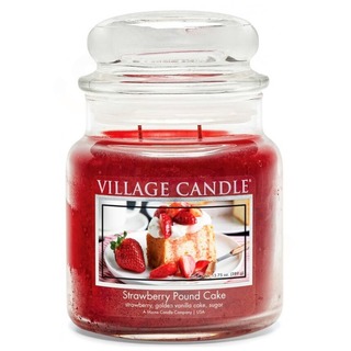 Village Candle Střední vonná svíčka ve skle Strawberry Pound Cake 397g - Jahodový koláč